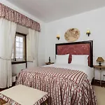 Casa De S. Thiago Do Castelo Guest house Obidos