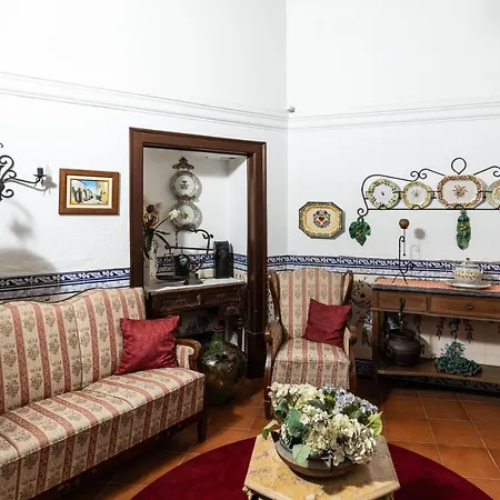 Casa De S. Thiago Do Castelo Óbidos