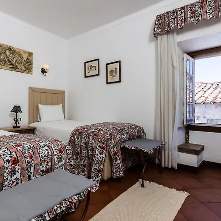 Casa De S. Thiago Do Castelo 3*
