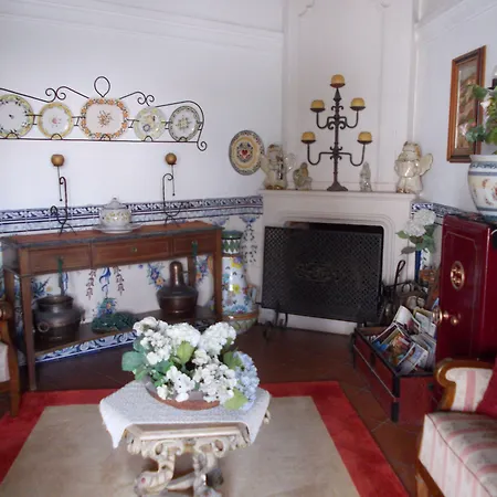 Casa De S. Thiago Do Castelo בית הארחה 3*