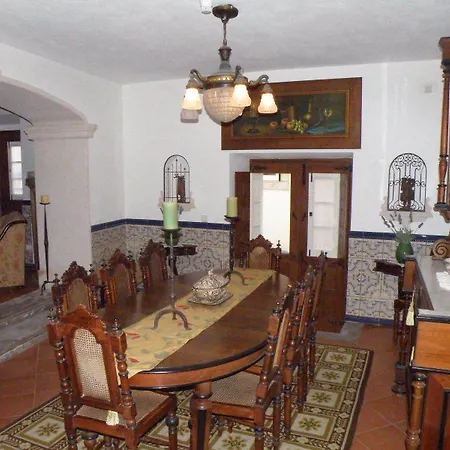 Casa De S. Thiago Do Castelo