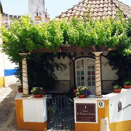 Casa De S. Thiago Do Castelo Гостевой дом 3*