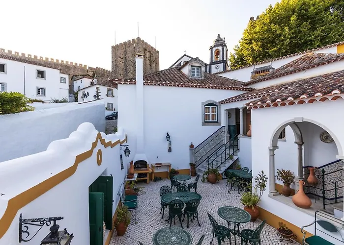 Affittacamere Casa De S. Thiago Do Castelo Óbidos